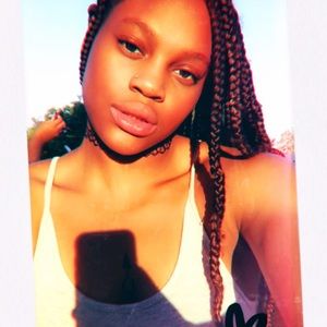 Meet your Posher, Anyse